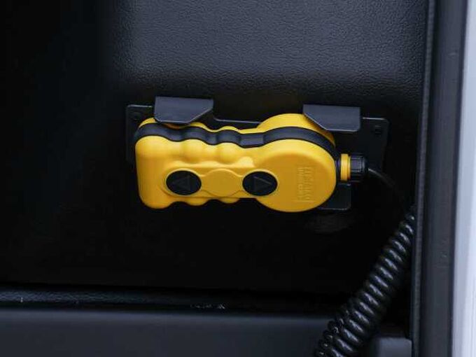 Iveco Daily 35S16H3.0A8Y D Doppelkabine Kipp-Pritsche