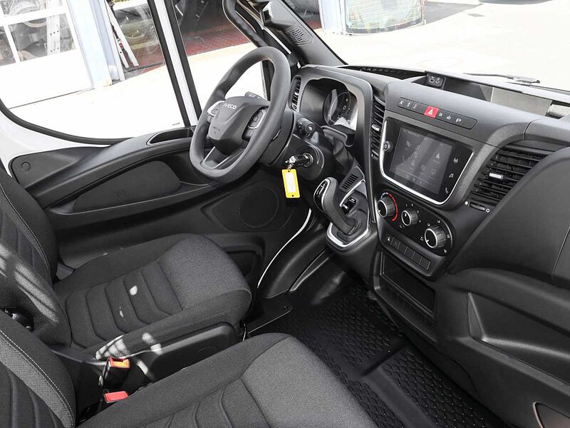 Iveco Daily 35S16H3.0A8Y Pritsche